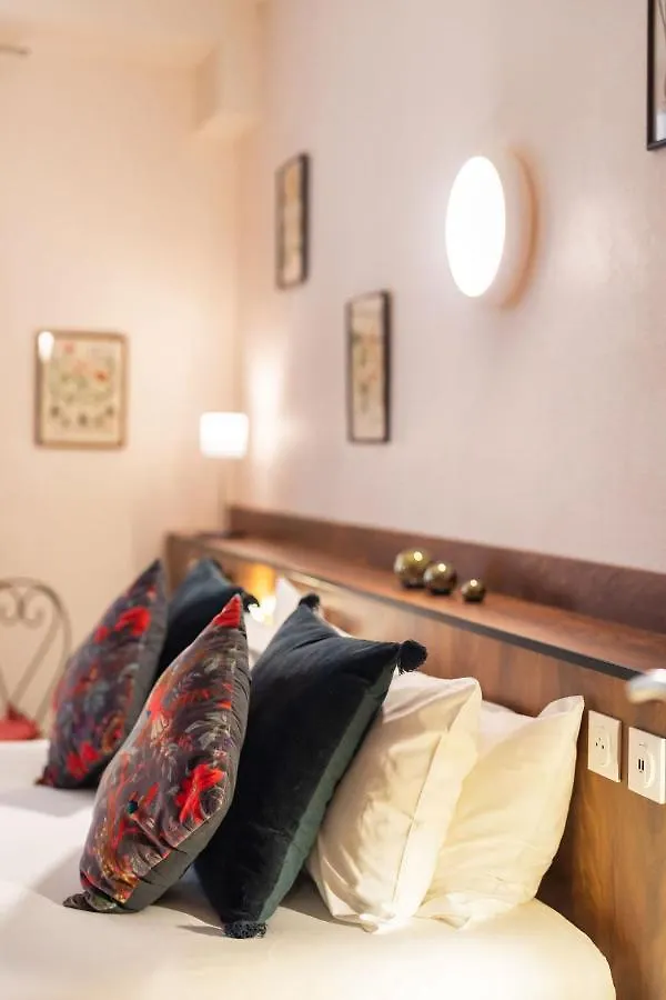 Garlande Hotel Avignon Centre 3*,